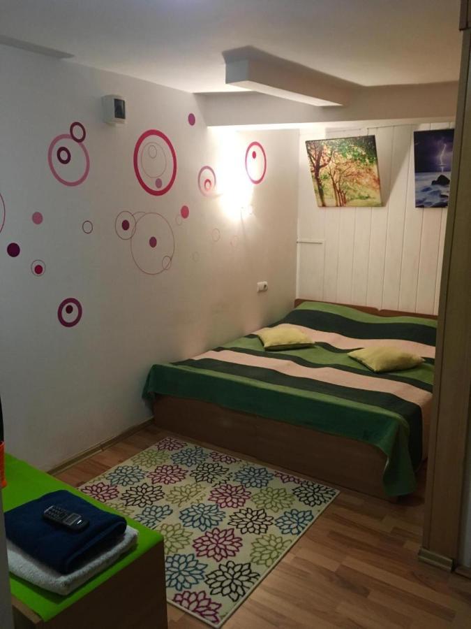Rolling Stone Hostel Braşov Esterno foto